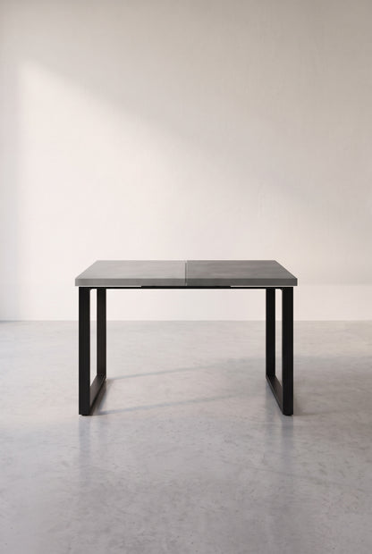 Table à manger extensible 3 tailles 140, 180 ou 220 cm, pieds métal noir, fermée