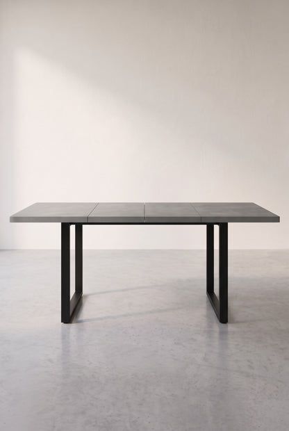 Table à manger extensible 3 tailles 140, 180 ou 220 cm, pieds métal noir, dépliée