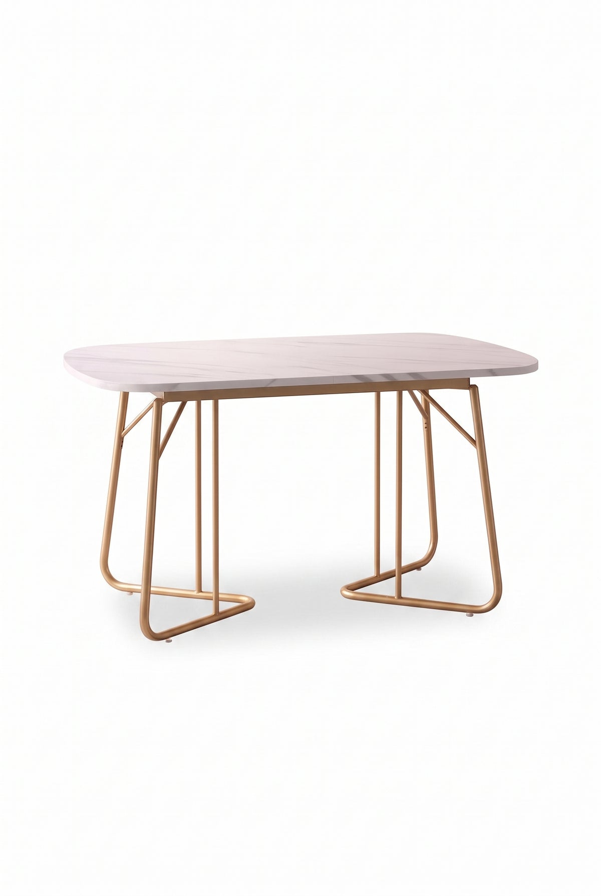 Table à manger extensible effet marbre 140 à 180 cm, pieds dorés, sur fond blanc